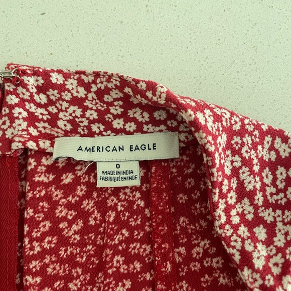 American Eagle Red Floral Skirt (size 0) - Picture 7 of 7